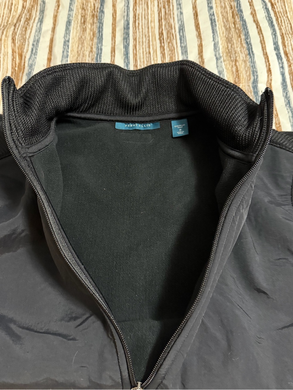 Perry Ellis Men’s Black Full Zip Performance Vest Size Medium - Picture 5 of 5